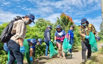 Cegah Sungai Tercemar, Pabrik AQUA Berastagi Gelar Aksi Bersih di Gundaling