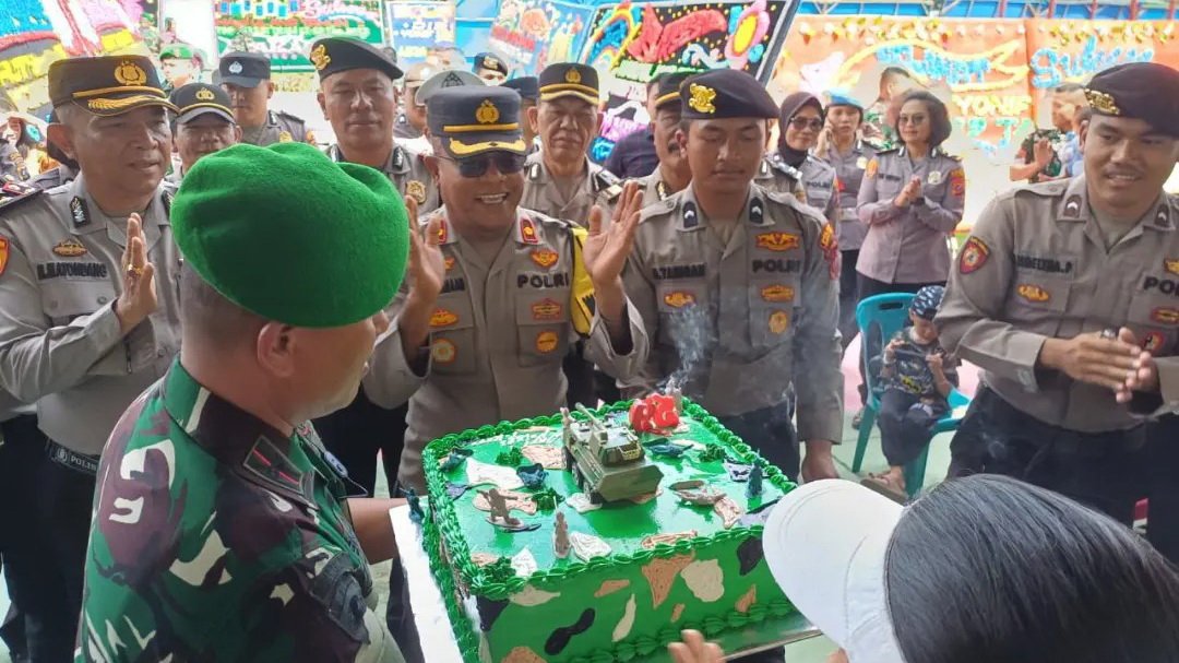 Polres Tanah Karo hadiri HUT Yonif 125 Simbisa ke 59. (Dok. Humas Polres Tanah Karo)