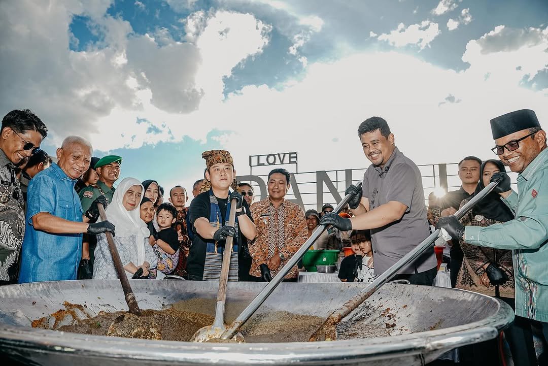 Masak Besar Bobon Santoso