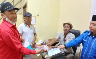DMI Karo Serahkan Bantuan Dana Pembebasan Lahan Masjid Barus Julu