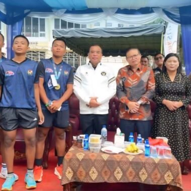 Bupati Karo Melepas Para Pelari Karo Tourism Fun Run 2025