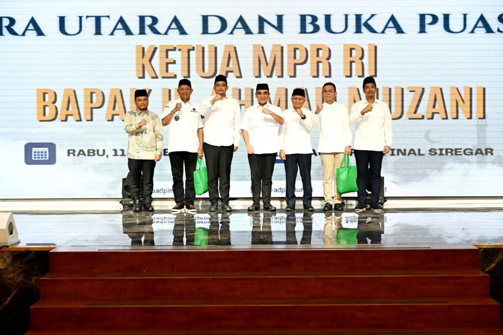 MPR RI Serahkan 5.000 paket Bantuan kepada Masyarakat Terdampak bencana Tapsel dan Langkat
